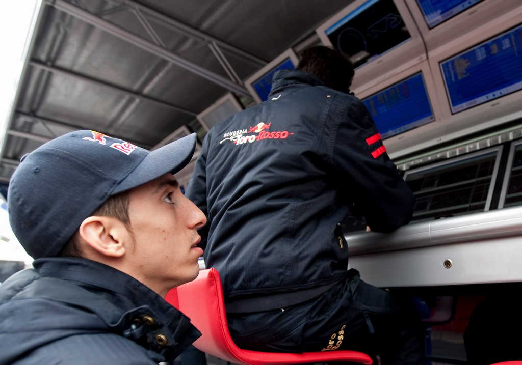 TORO ROSSO STR4